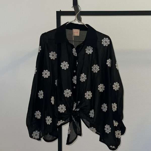 Luna Blouse – Midnight Bloom